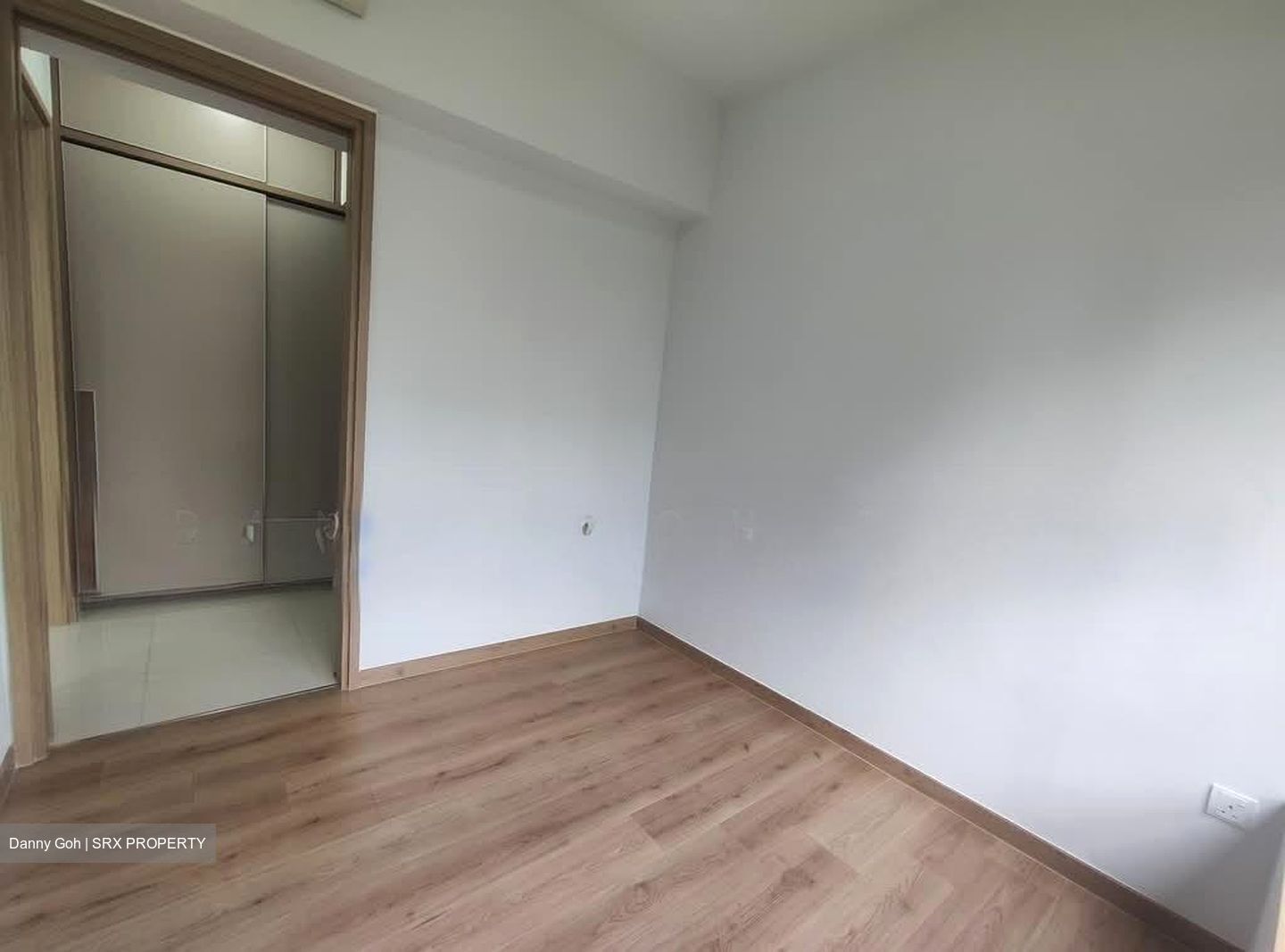 Coco Palms (D18), Condominium #557430041